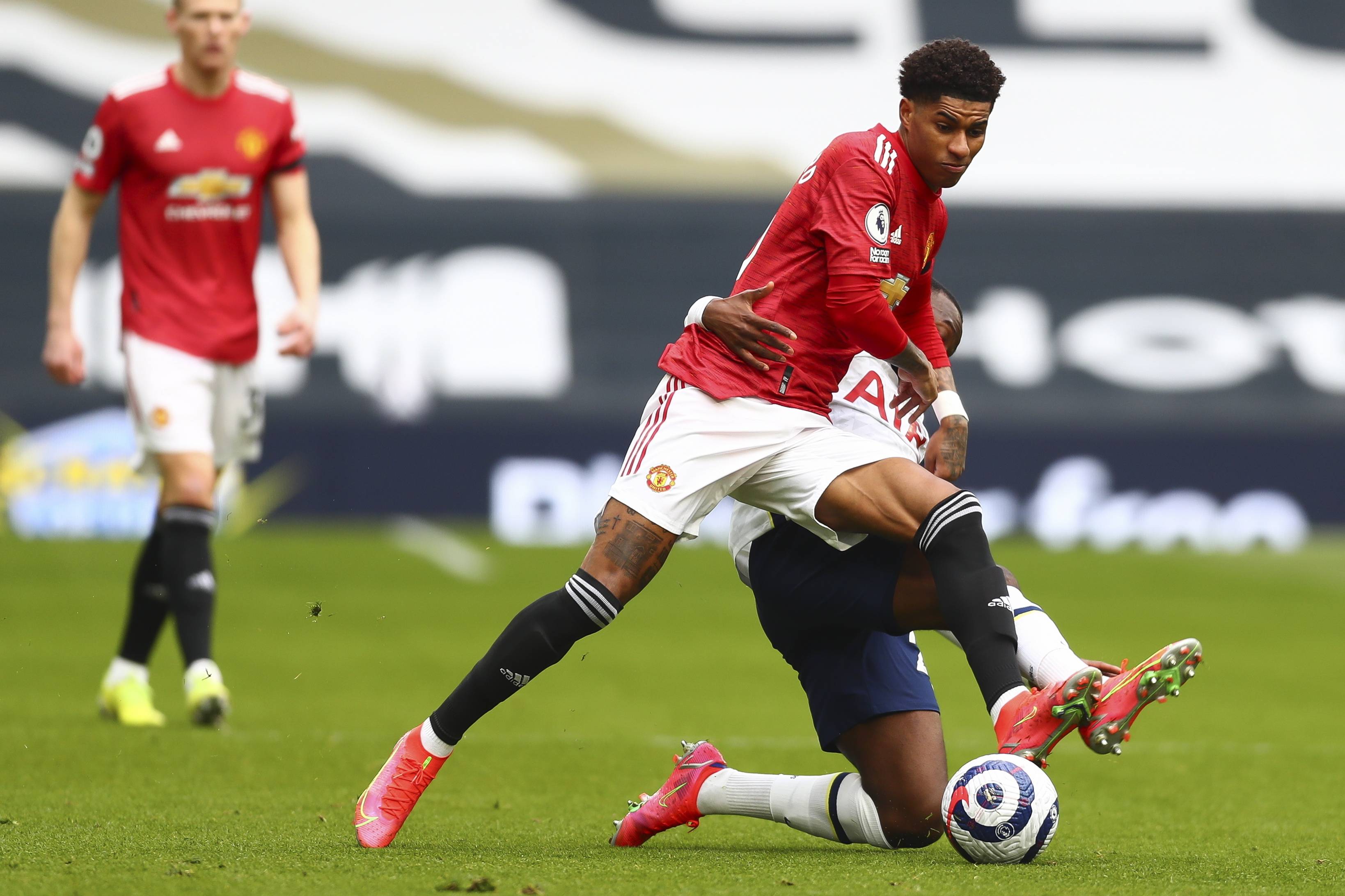 留问题更是 留问题更是